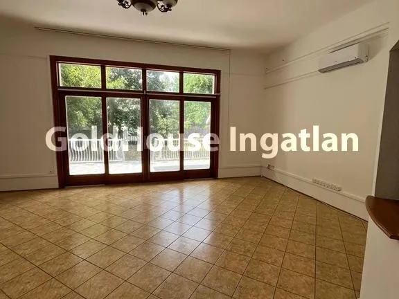 Kiadó kereskedelmi és ipari ingatlan Budapest VIII. kerület, Tisztviselőtelep 330 nm