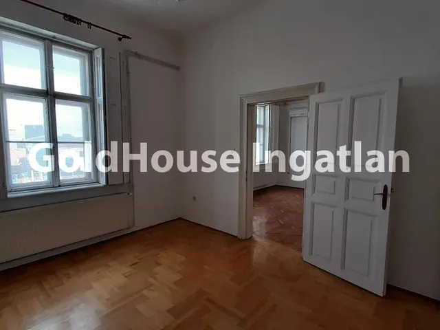 Kiadó kereskedelmi és ipari ingatlan Budapest III. kerület, Bécsi út-Vörösvári út sarok közelében 72 nm