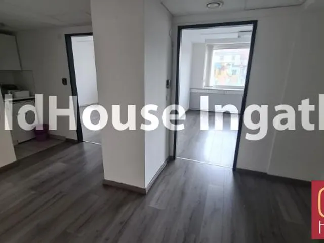 Kiadó kereskedelmi és ipari ingatlan Budapest VII. kerület, Károly körút 79 nm