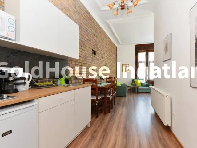 Eladó lakás Budapest VII. kerület 156 nm