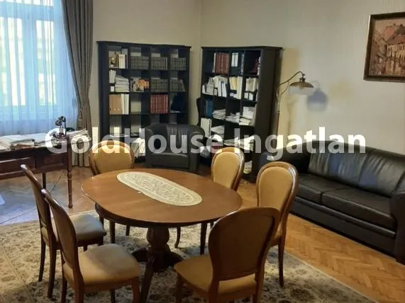 Kiadó kereskedelmi és ipari ingatlan Budapest V. kerület 109 nm