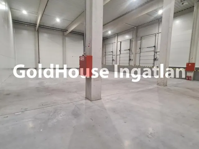 Kiadó kereskedelmi és ipari ingatlan Budapest XXII. kerület, Budapest XXII. Növény utca 4558 nm