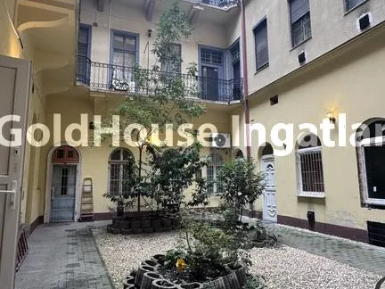 Eladó lakás Budapest VI. kerület 72 nm