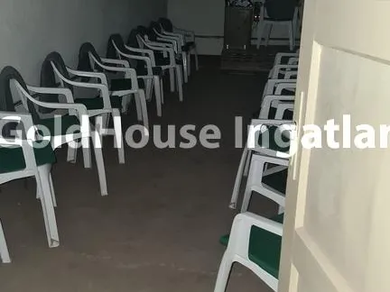 Eladó kereskedelmi és ipari ingatlan Budapest XX. kerület 250 nm