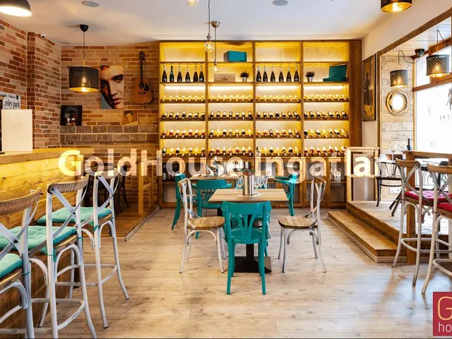 Kiadó kereskedelmi és ipari ingatlan Budapest XI. kerület 154 nm