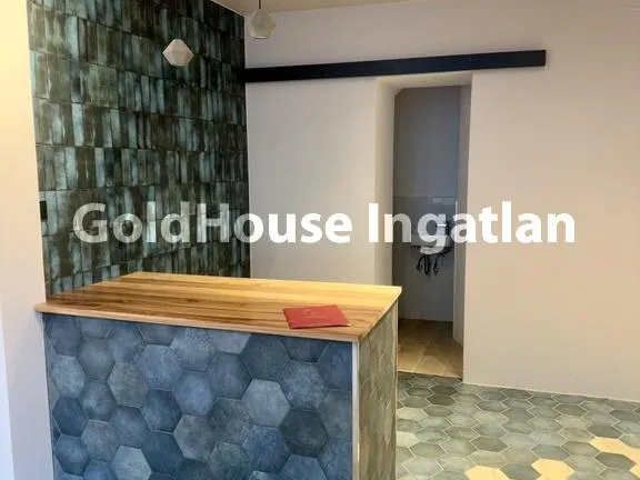 Kiadó kereskedelmi és ipari ingatlan Budapest VI. kerület 54 nm