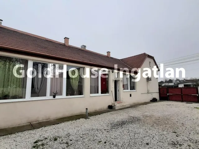 Eladó ház Budapest XV. kerület, Rákospalota, Fazekas sor 86 nm