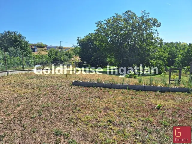 Eladó telek Budakeszi 680 nm