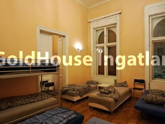 Eladó lakás Budapest I. kerület, 1013 Bp. Szarvas tér 110 nm