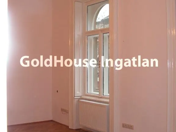 Kiadó kereskedelmi és ipari ingatlan Budapest VI. kerület, Budapest VI. kerület, Teréz körút 85 nm