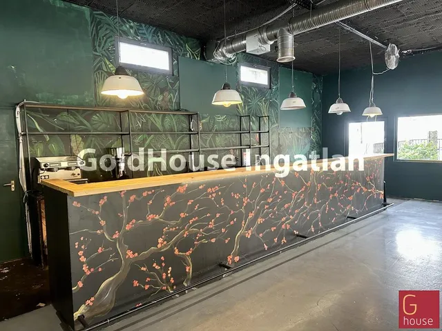 Kiadó kereskedelmi és ipari ingatlan Budapest III. kerület, Óbuda 296 nm