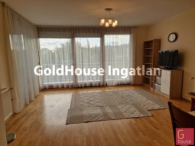 Kiadó lakás Budapest XI. kerület, Beregszász út 124 nm