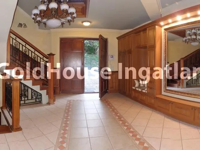 Eladó ház Budapest XII. kerület 520 nm