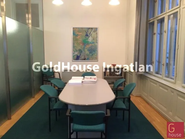 Eladó lakás Budapest V. kerület, Budapest V. kerület, Szervita tér 300 nm