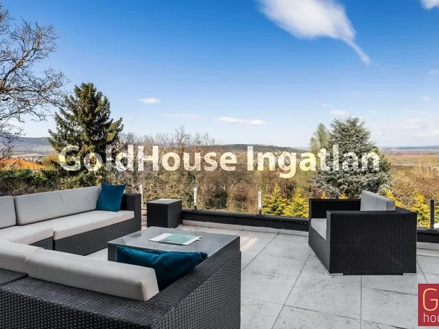 Eladó lakás Budapest III. kerület, Hármashatárhegy 240 nm