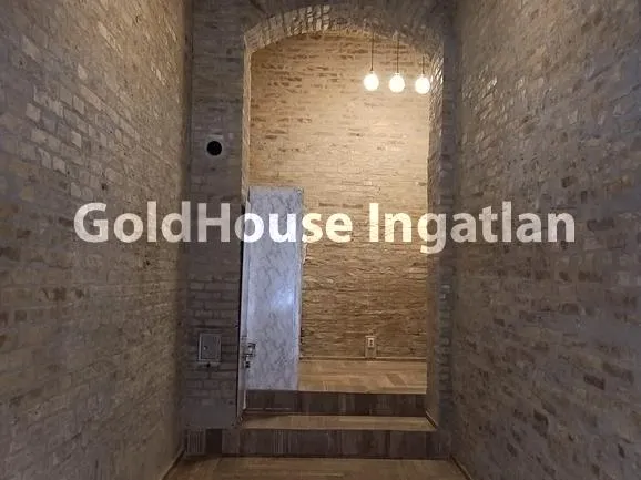 Kiadó kereskedelmi és ipari ingatlan Budapest VI. kerület, Kiadó üzlethelyiség 22 nm