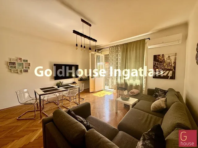 Kiadó lakás Budapest VII. kerület, Kiadó bútorozott lakás a Klauzál térnél 80 nm