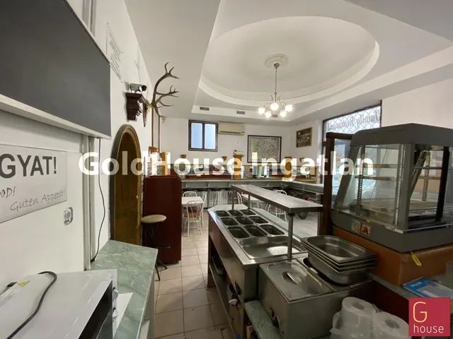 Kiadó kereskedelmi és ipari ingatlan Budapest XI. kerület, Szentimreváros, 11.kerület, Villányi út 75 nm