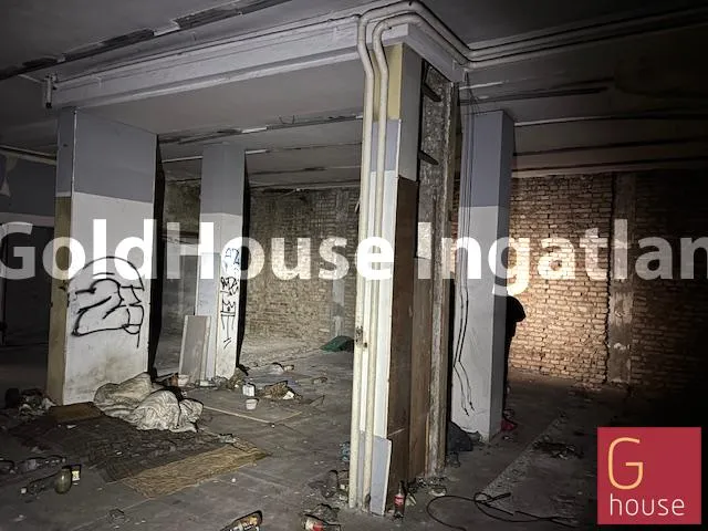 Kiadó kereskedelmi és ipari ingatlan Budapest V. kerület, Belváros, Budapest V. kerület, Kossuth Lajos utca 145 nm