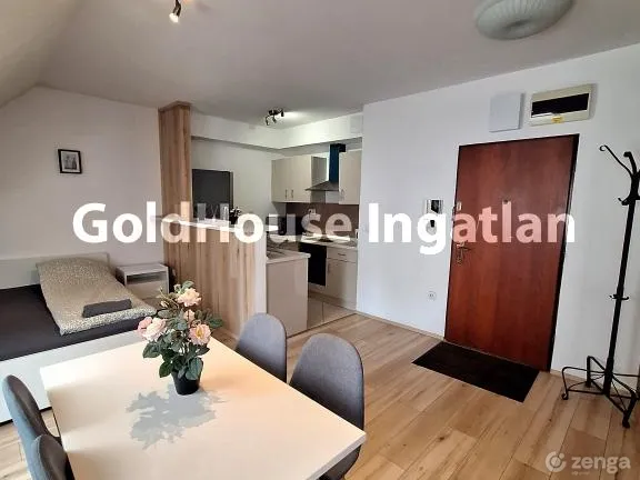 Eladó lakás Budapest VI. kerület 42 nm