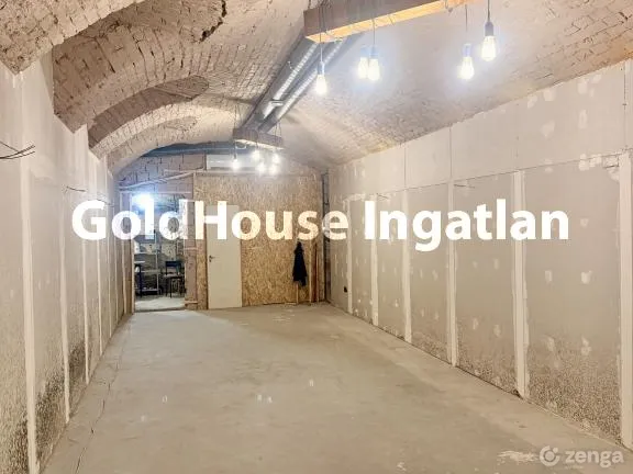 Kiadó kereskedelmi és ipari ingatlan Budapest VI. kerület, Izabella utca 342 nm