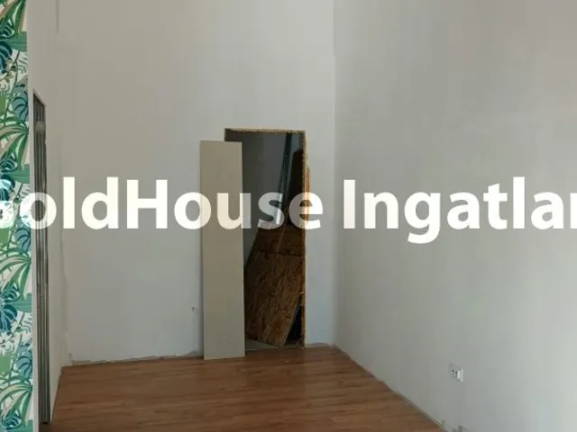 Kiadó kereskedelmi és ipari ingatlan Budapest X. kerület, X ker Ihász utca 75 nm