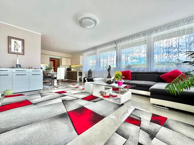 Eladó lakás Pécs 100 nm