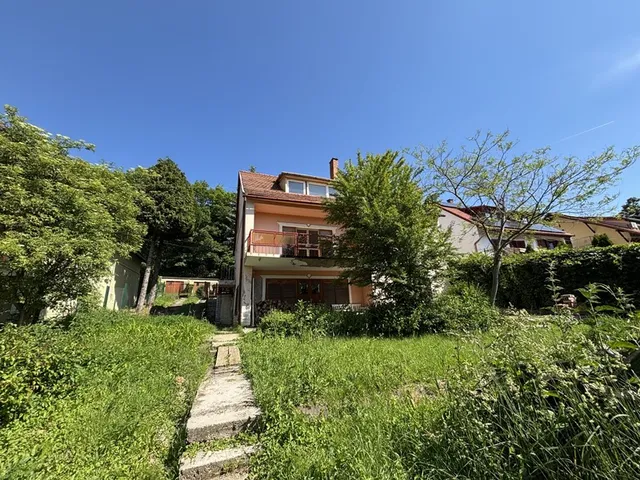 Eladó ház Orfű 330 nm