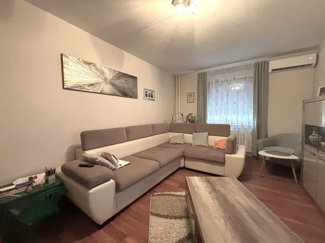 Eladó lakás Pécs 64 nm