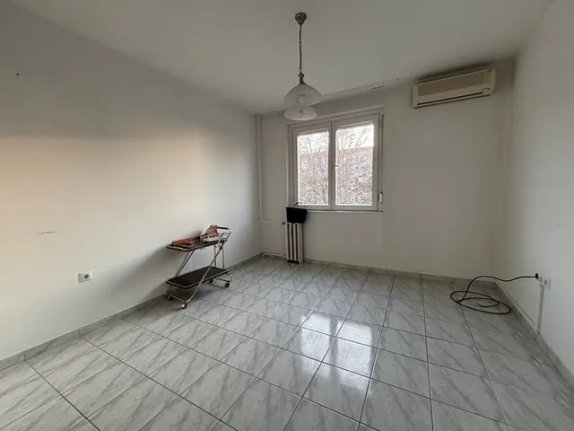 Eladó lakás Pécs, Malomvölgyi út 67 nm