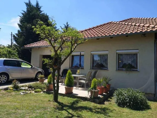 Eladó ház Pécs 228 nm