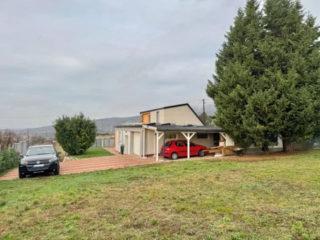 Eladó ház Pécs, Ürögi határút 120 nm