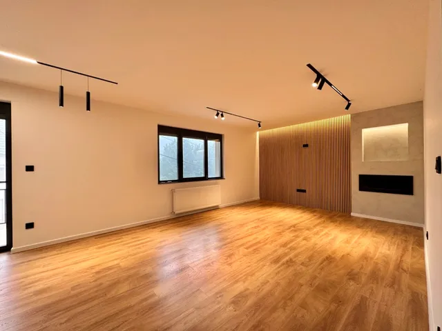 Eladó lakás Pécs 76 nm