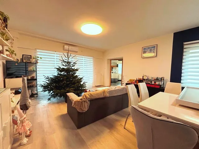 Eladó lakás Pécs, Kertváros utca 88 nm