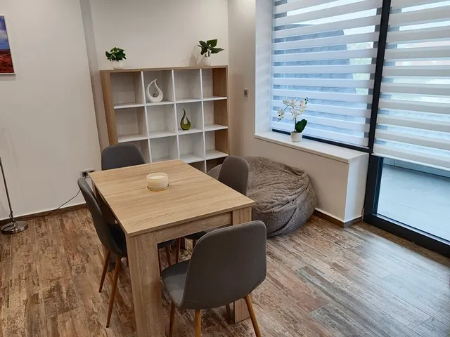 Eladó lakás Pécs, Boszorkány út  61 nm