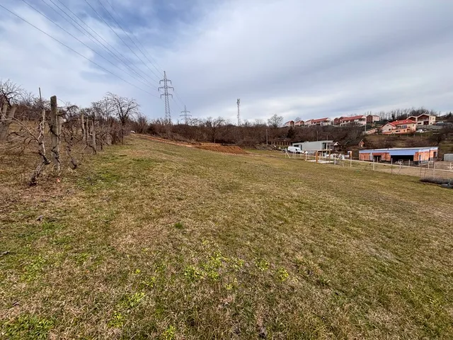 Eladó ház Pécs, Nyugati kőhíd dűlő 1031 nm