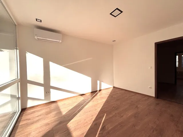 Eladó lakás Pécs, Gyöngyös utca  61 nm