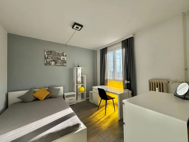 Eladó lakás Pécs, Szigeti út 65 nm