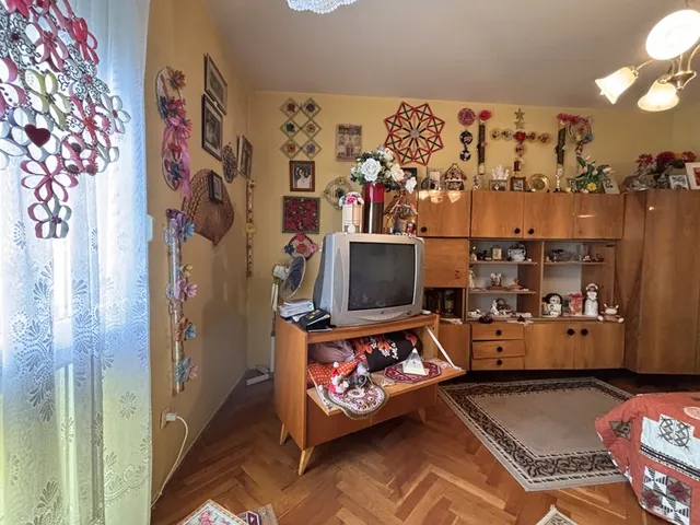 Eladó lakás Pécs, Kerényi Károly utca  60 nm