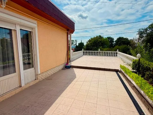 Eladó ház Pécs, Pázmány Péter utca 144 nm