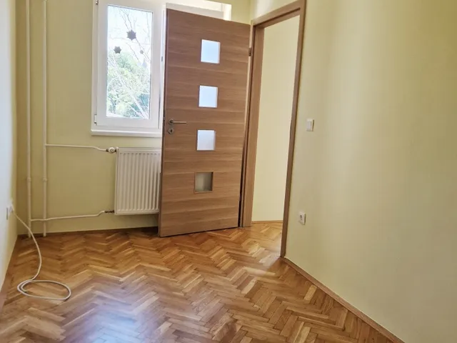 Eladó lakás Pécs, Kodály Zoltán utca 73 nm