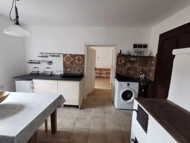 Kiadó ház Pécs, Bükkösd 50 nm