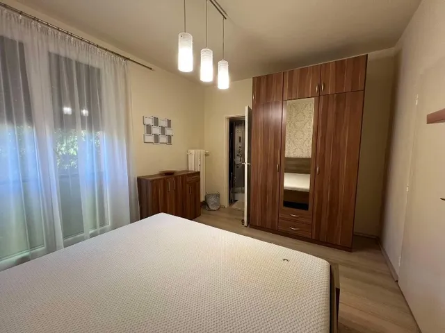 Kiadó lakás Pécs, Uránváros 54 nm