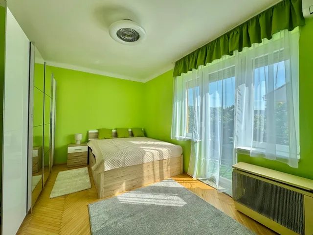Kiadó lakás Pécs, Uránváros 54 nm