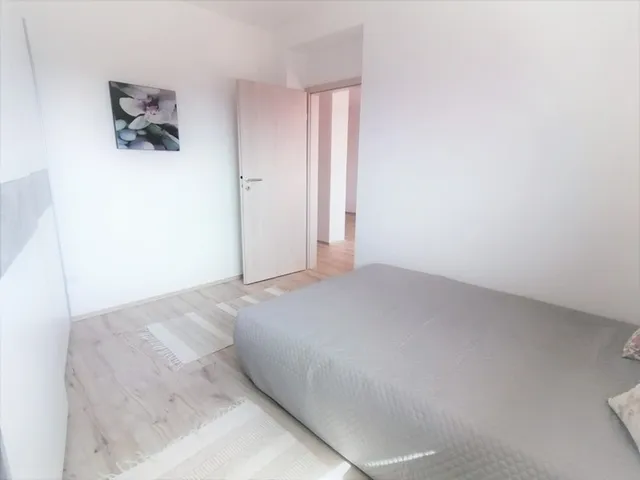 Kiadó lakás Pécs, Egyetemváros 75 nm