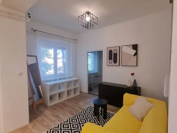 Kiadó lakás Pécs, Belváros 40 nm
