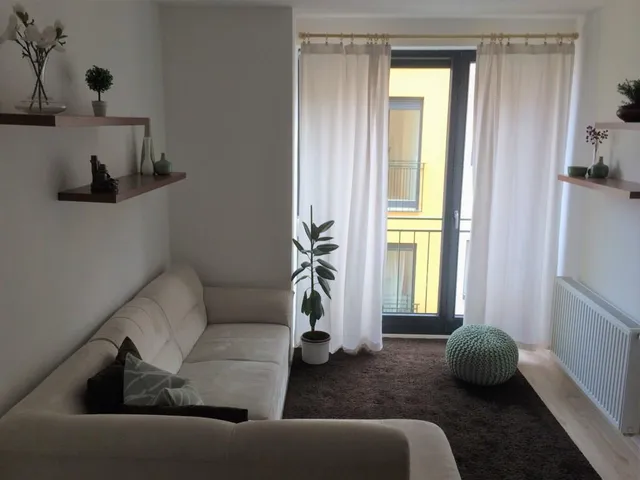 Kiadó lakás Pécs, Belváros 56 nm