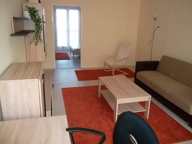 Kiadó lakás Pécs, Egyetemváros, Szigeti út 54 nm