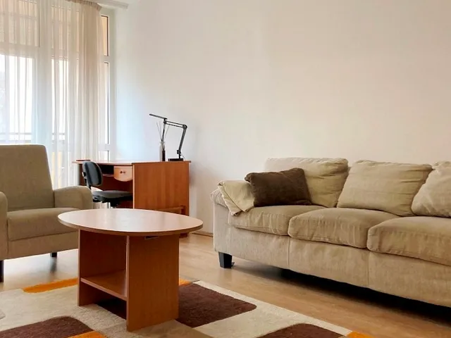 Kiadó lakás Pécs, Egyetemváros 54 nm
