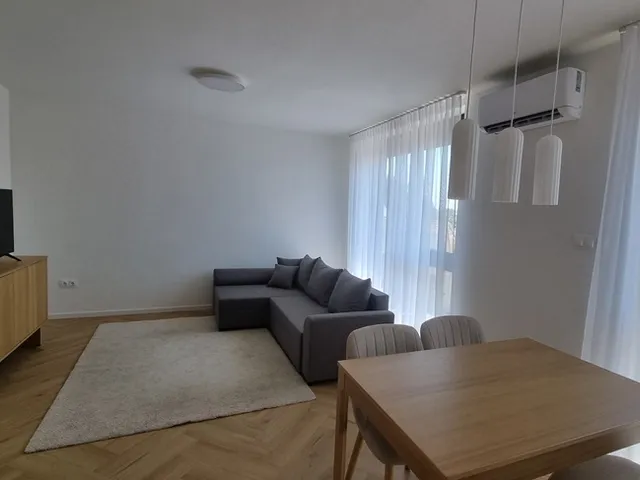 Kiadó lakás Pécs, Belváros 42 nm